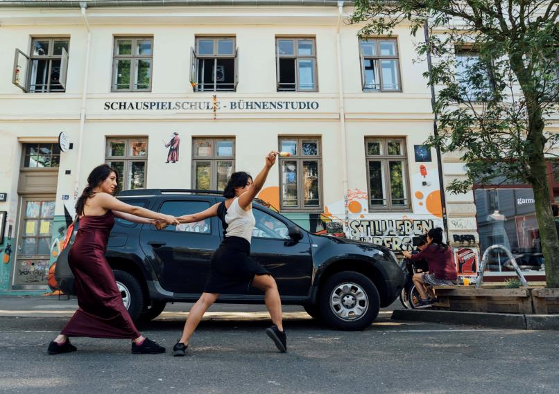 Miniatur Tierra Venus – Performerinnen